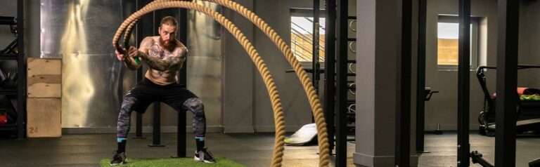 Effets de la longueur des intervalles de repos en Battling Rope